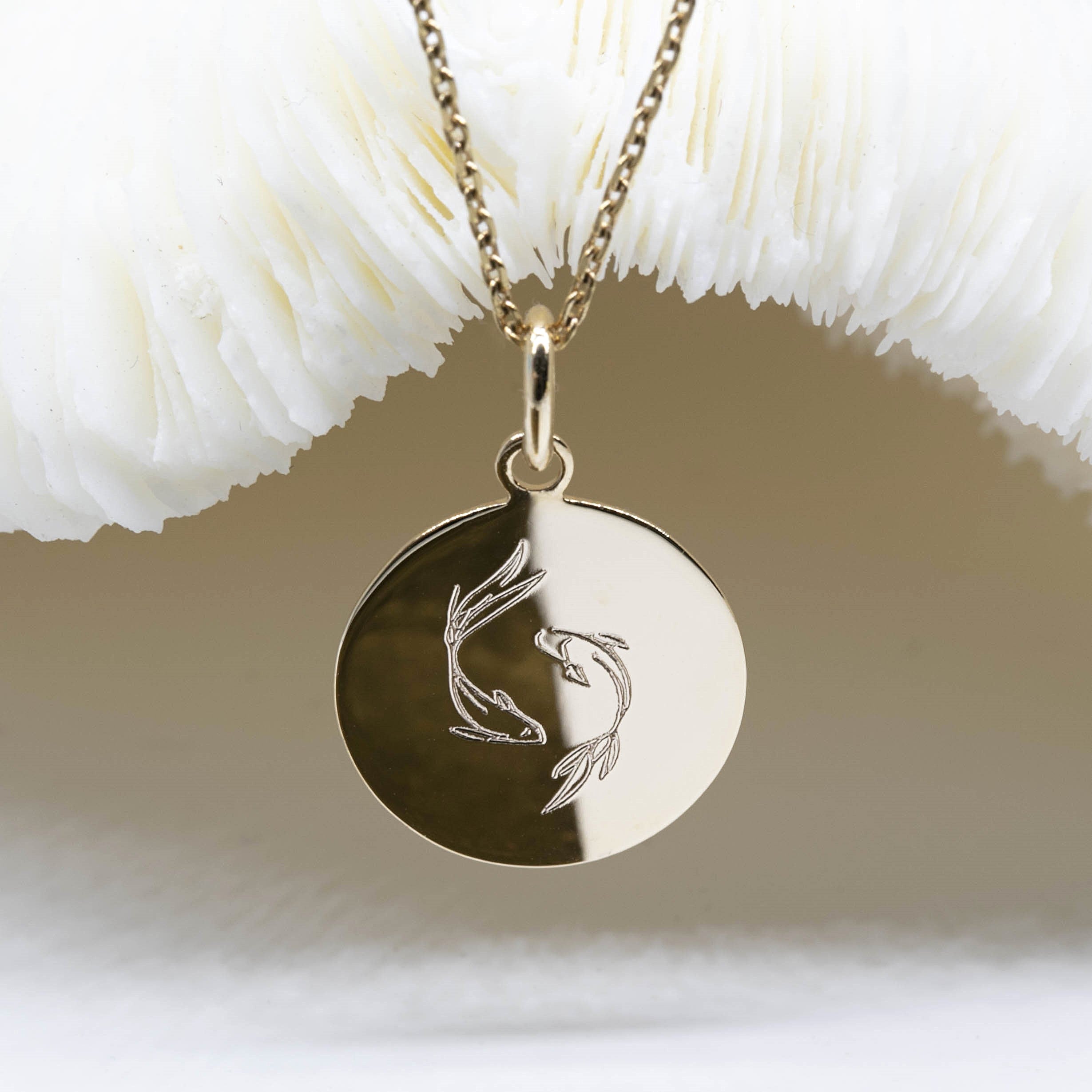 Médaille gravée 17 mm - POISSONS D'OR