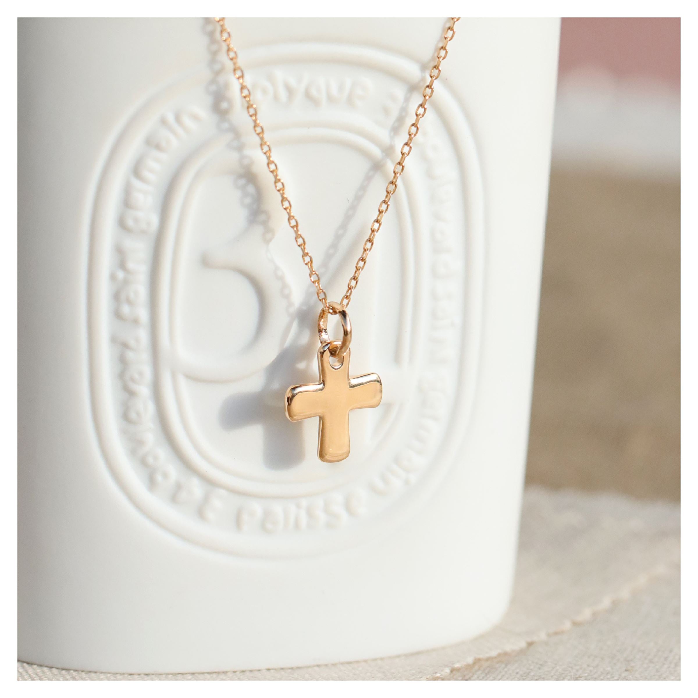 Croix de baptême adulte ou enfant plaqué or