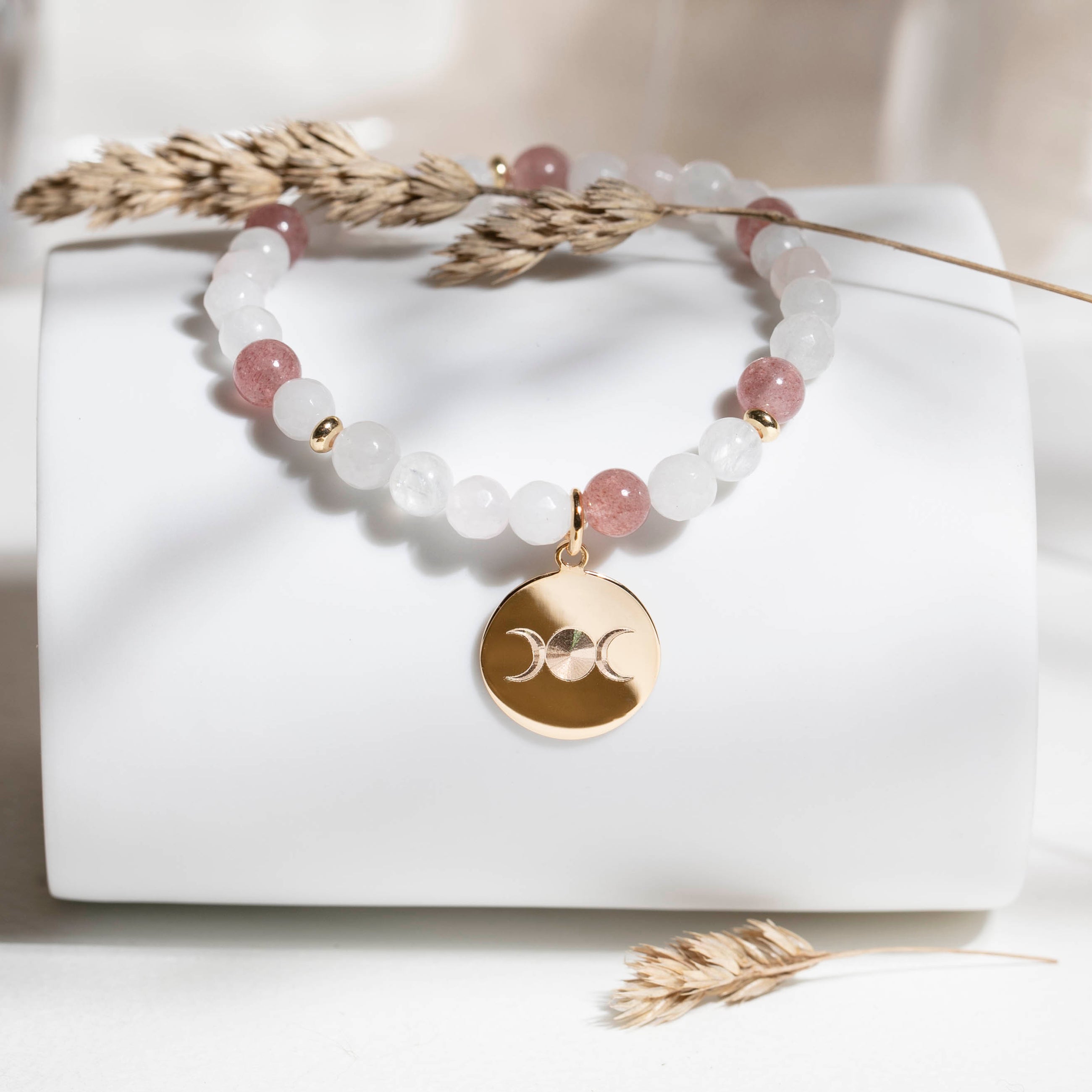 bracelet féminin sacré pierres naturelles