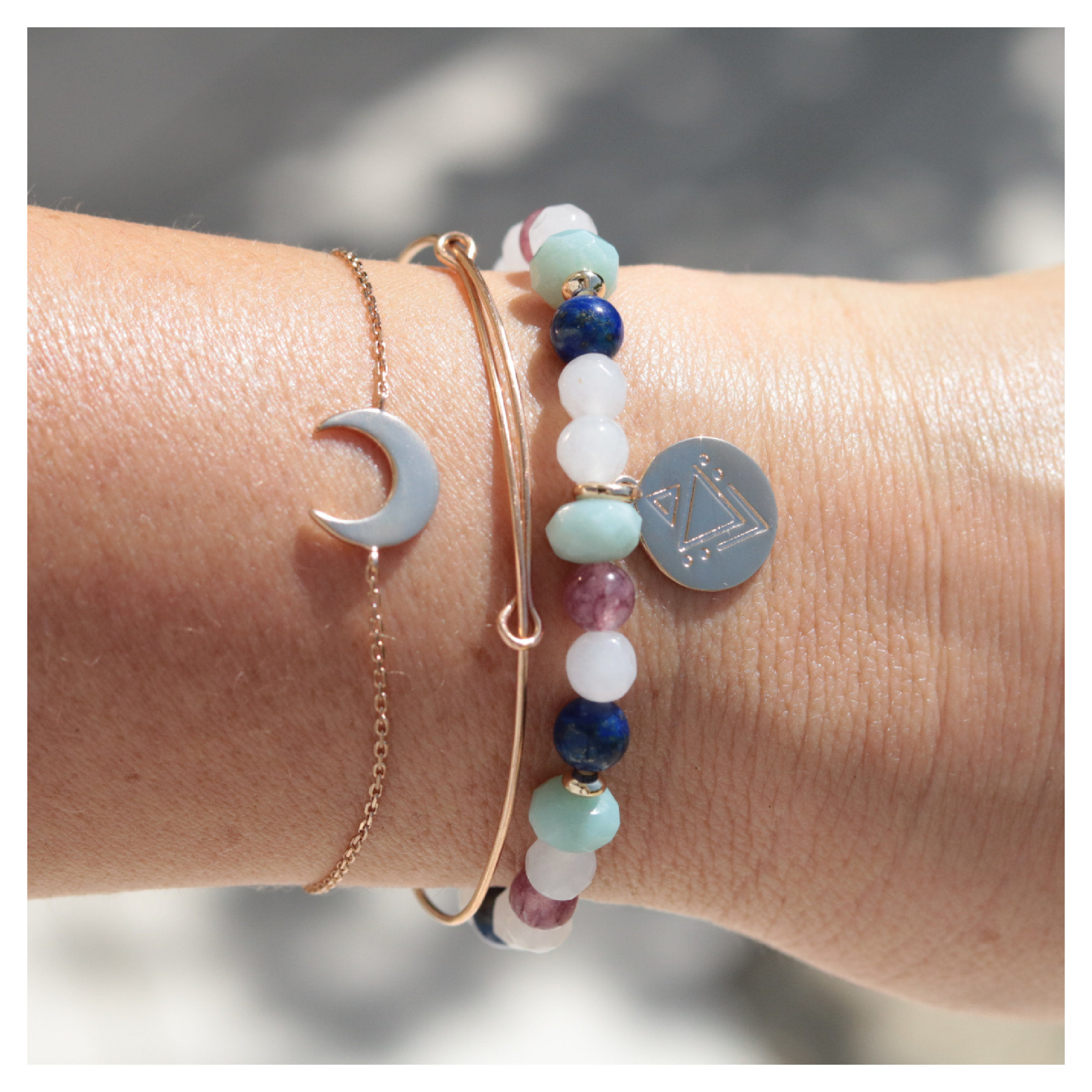 Bracelet féminin sacré lune en plaqué or - Bijoux DeepStones Lithotherapie