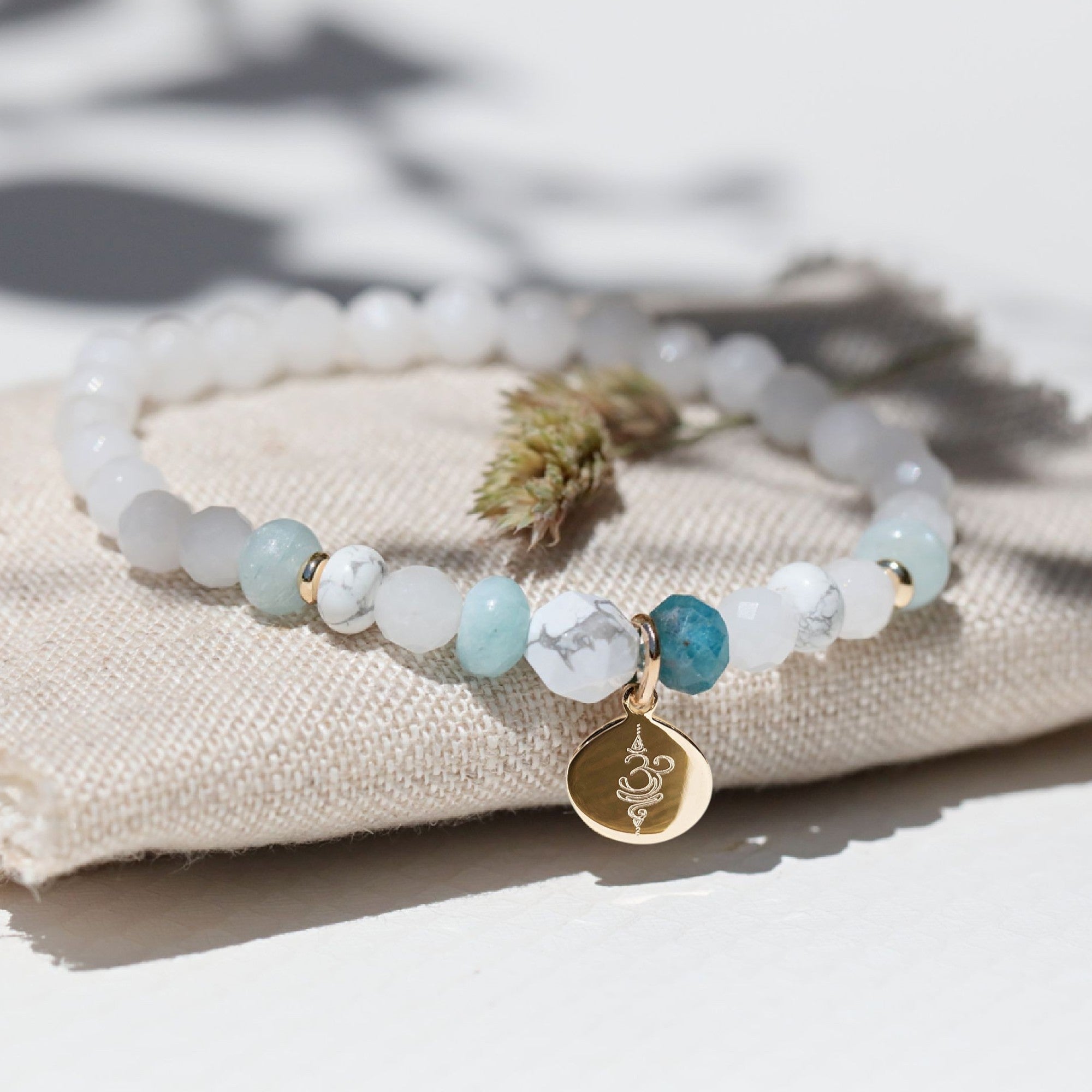 bracelet  jade blanc howlite & apatite