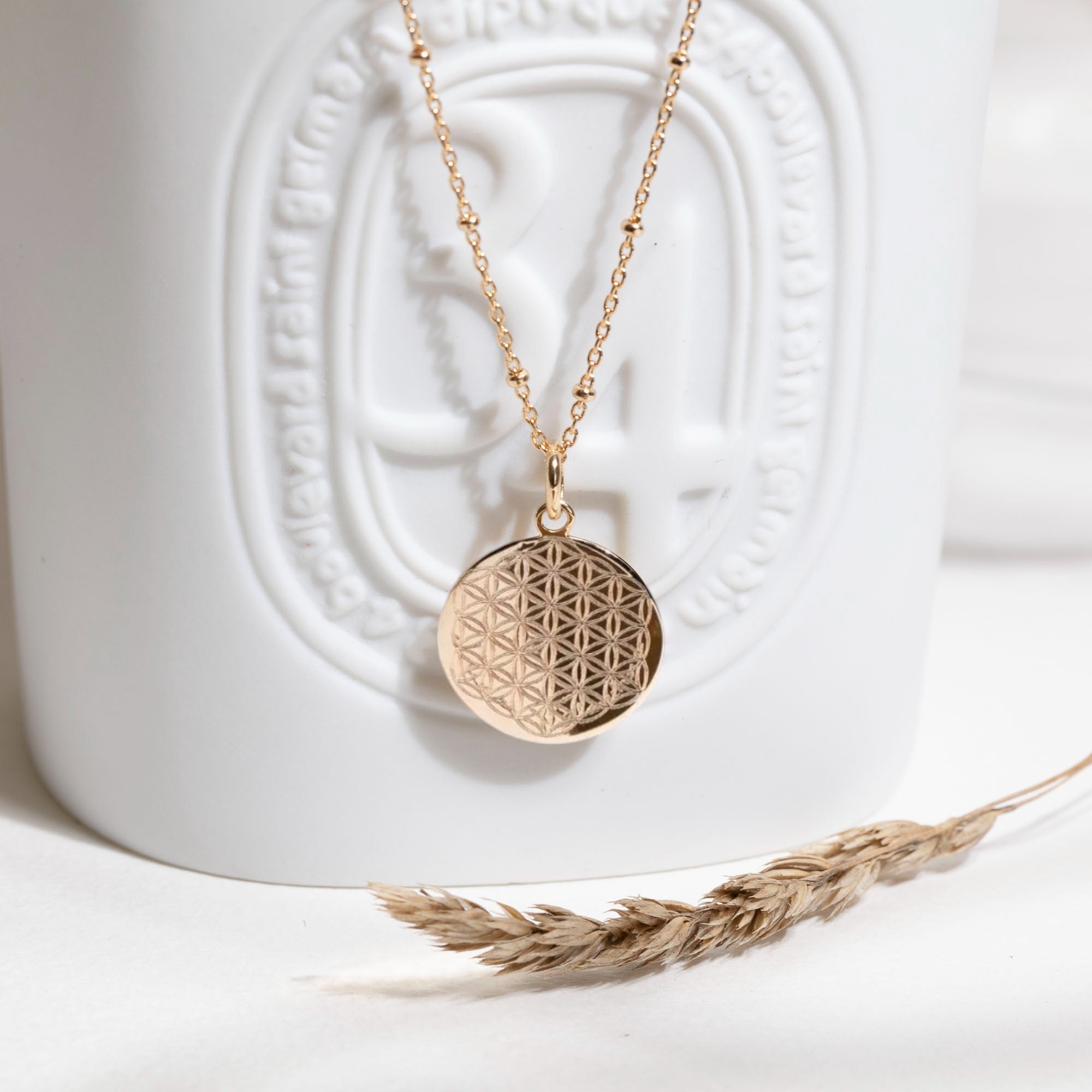 collier fleur de vie