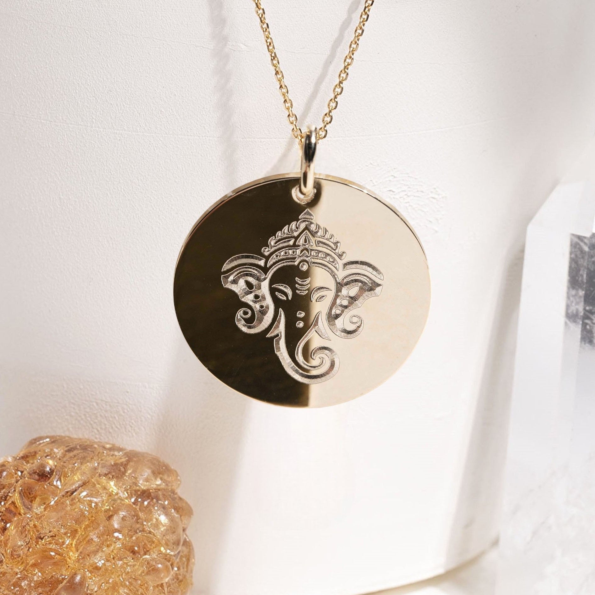 Collier et pendentif GANESH, dieu hindouiste, gravure artisanale au diamant, plaqué or ou argent 925