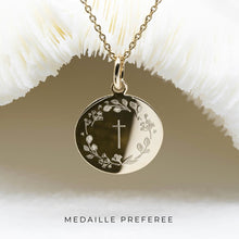 médaille de baptême fille ou garçon avec c et couronne champêtre - modèle JOY