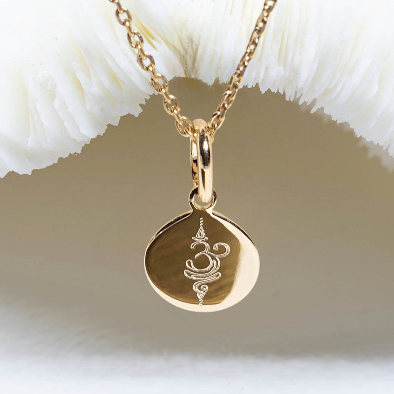 Symbole Breathe OM charm