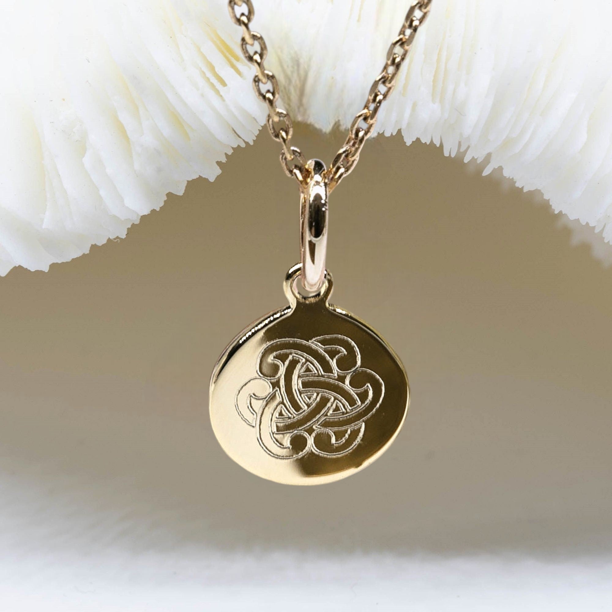 charm plaqué or Serenity