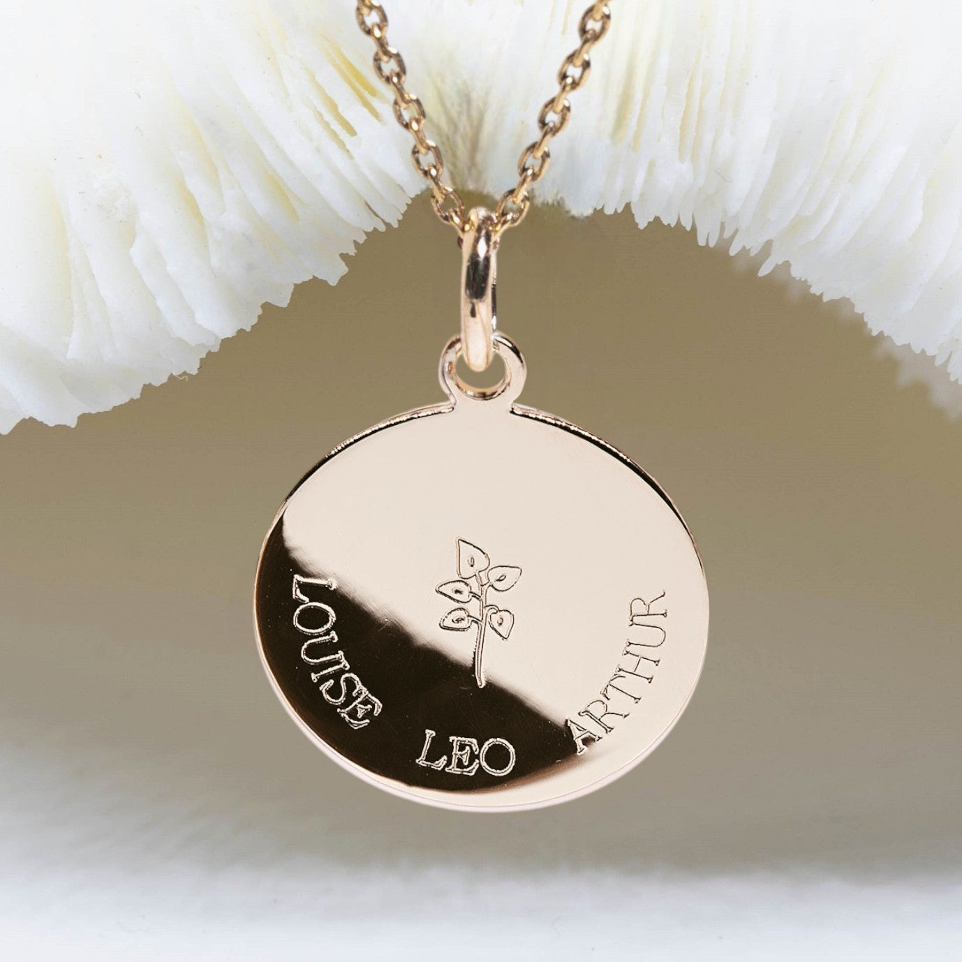 Collier 3 prénoms gravés en plaqué or 18k ou argent 925, cadeau fête des mères.