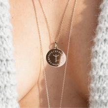 collier rune Algiz et 24 runes de l'Alphabet Futhark - plaqué or 18k ou argent 925