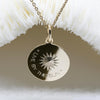 LIVE BY THE SUN pendentif & collier