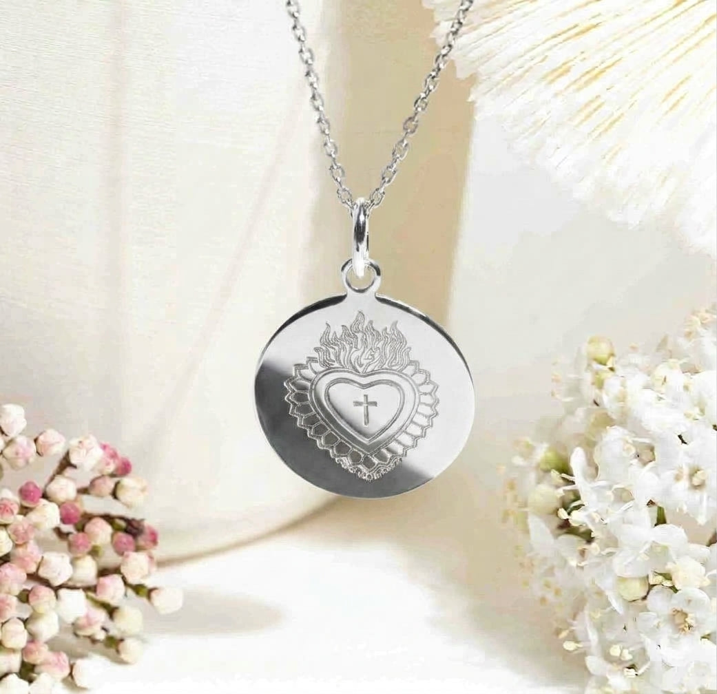 médaille de baptême adulte - collier Sacré Cœur modèle BAROQUE en argent - atelier artisanal DeepStones 