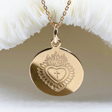 médaille Sacré Cœur modèle BAROQUE en plaqué or ou argent pour baptême adulte ou enfant - atelier DeepStones 