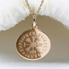 runes vegvisir collier