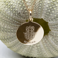 Médaille gravée 17 mm - HAMSA avec PRENOM