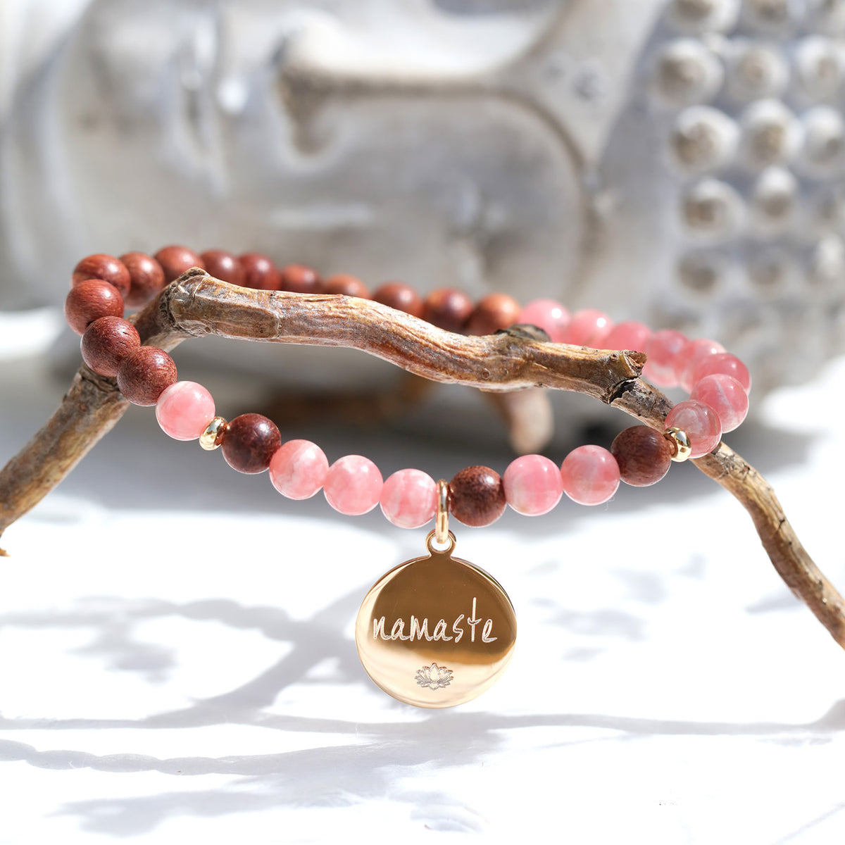 bijou Yoga en rhodochrosite et bois naturel - DeepStones Bijoux Lithothérapie