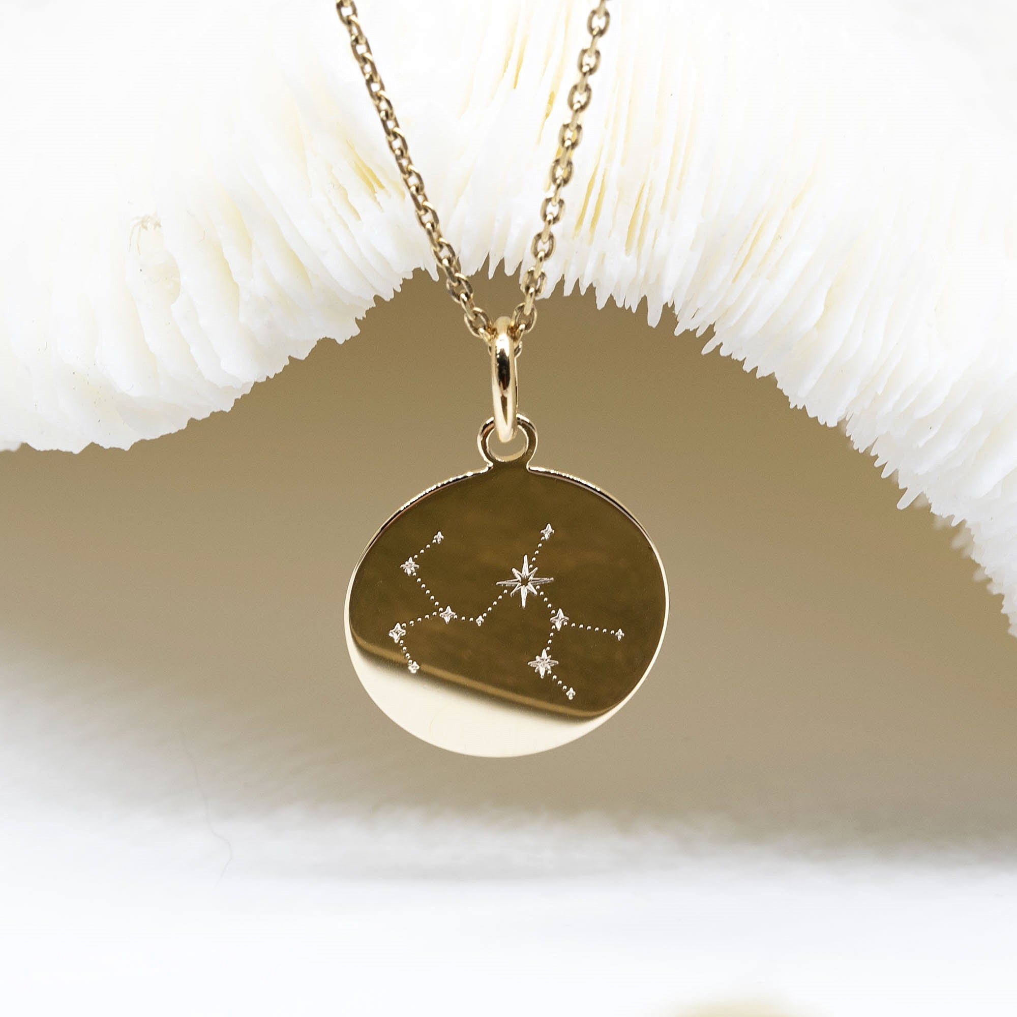 Bijou constellation plaqué or