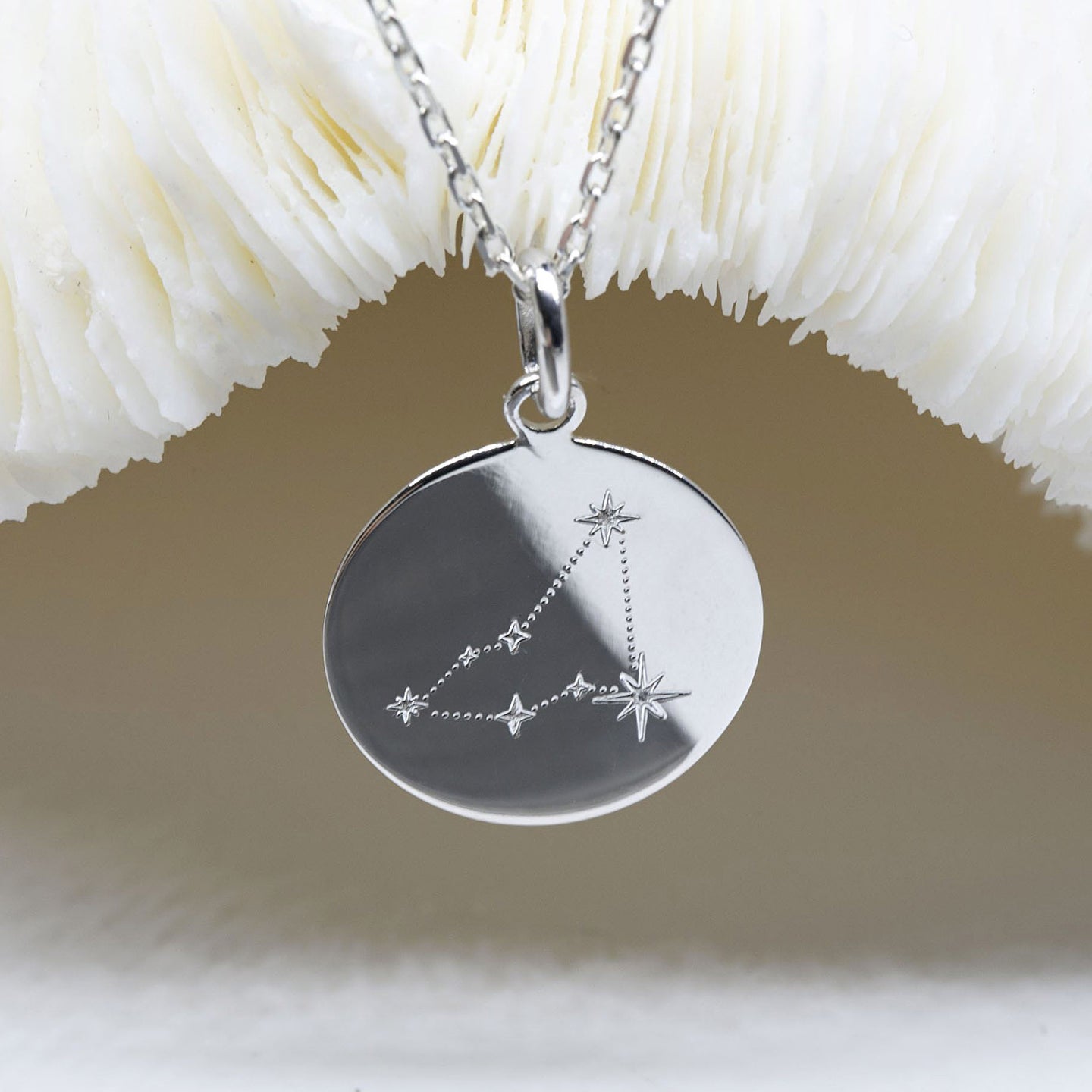 Collier médaille signe astro