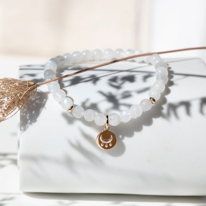 bracelet pierre de lune - bijoux féminin sacré - Atelier artisanal DeepStones