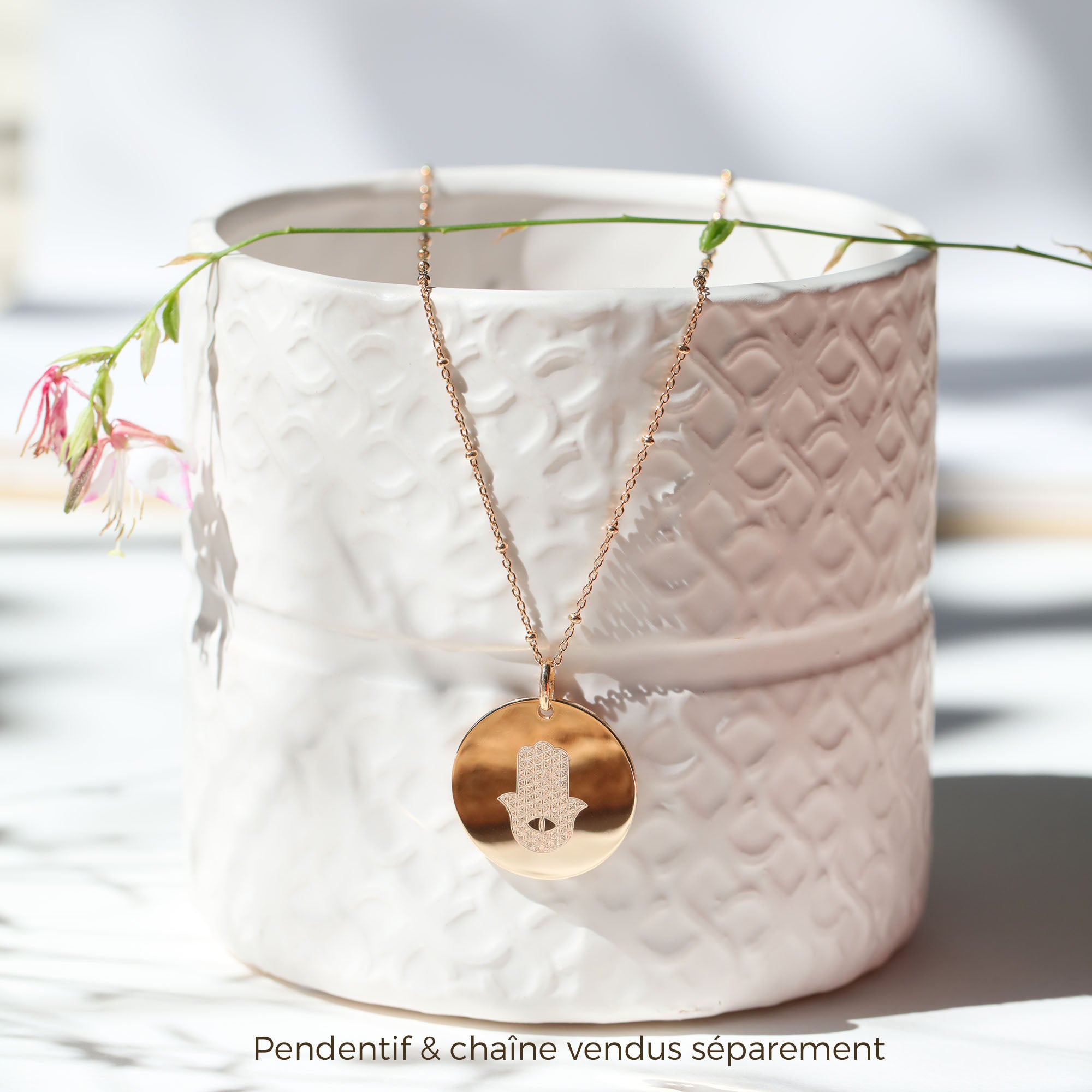 Collier Main de Fatma et fleur de vie plaqué or