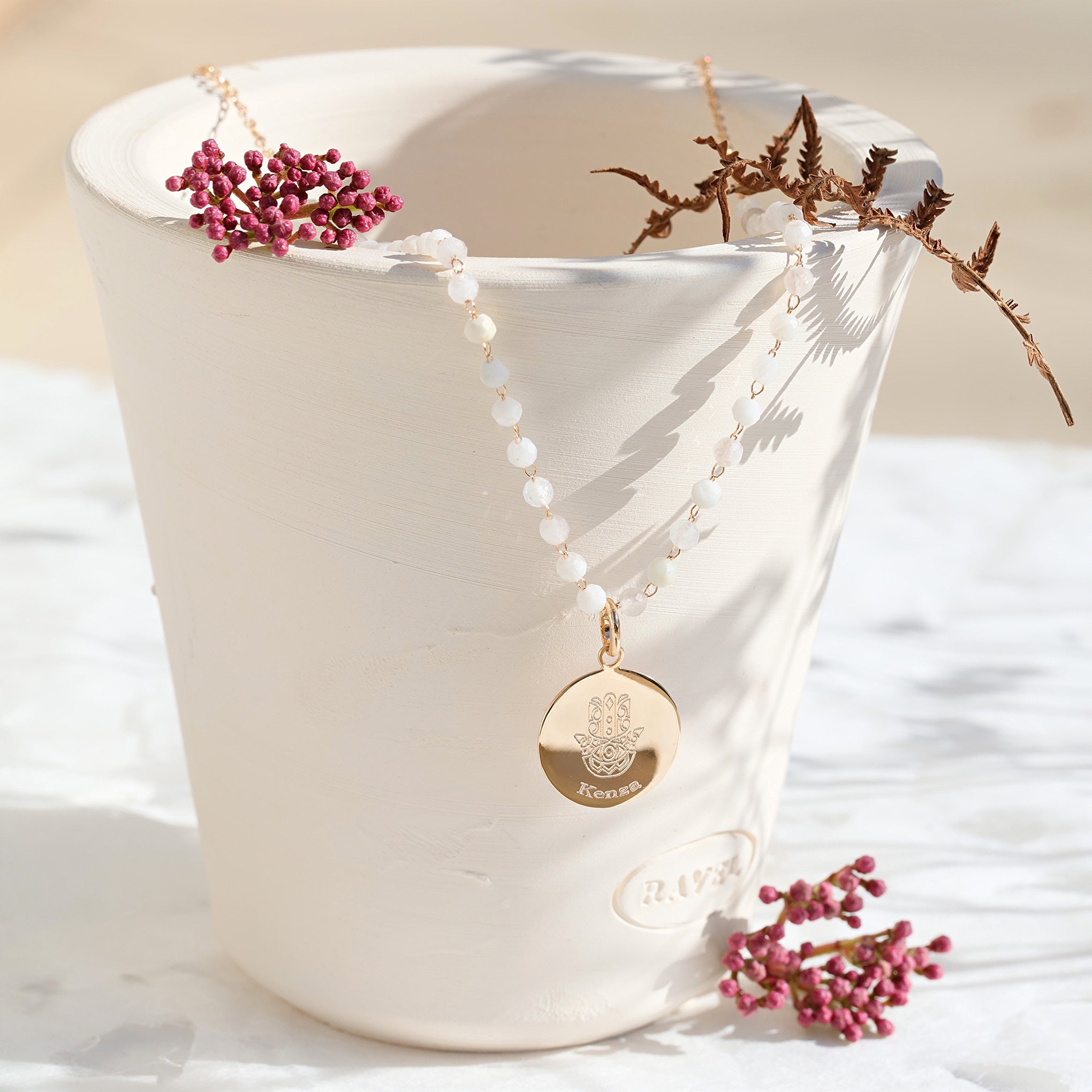 Collier personnalisé Main de Fatma ou Hamsa en plaqué or 18k ou argent 925