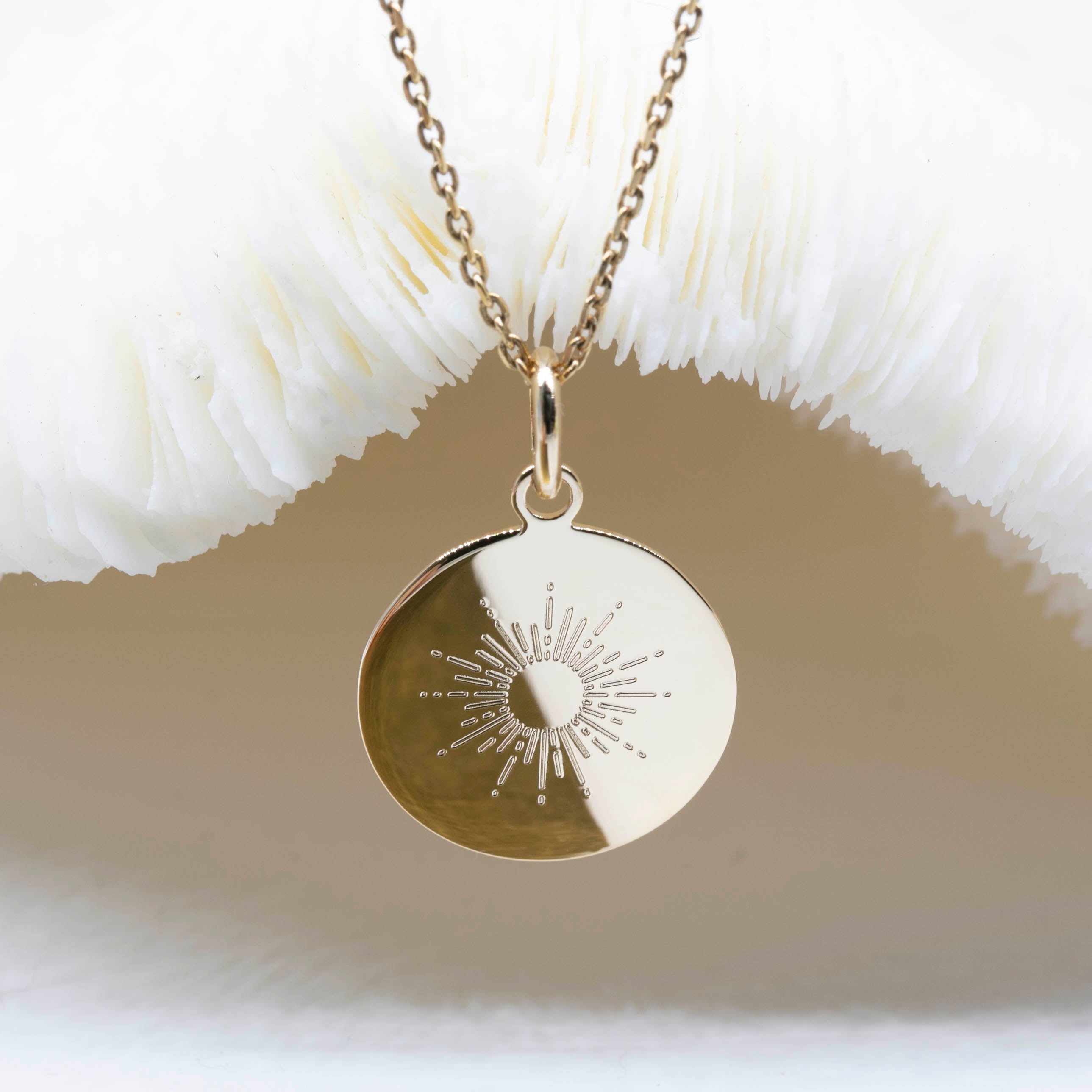 Collier soleil - pendentif soleil personnalisé plaqué or & argent –  DeepStones