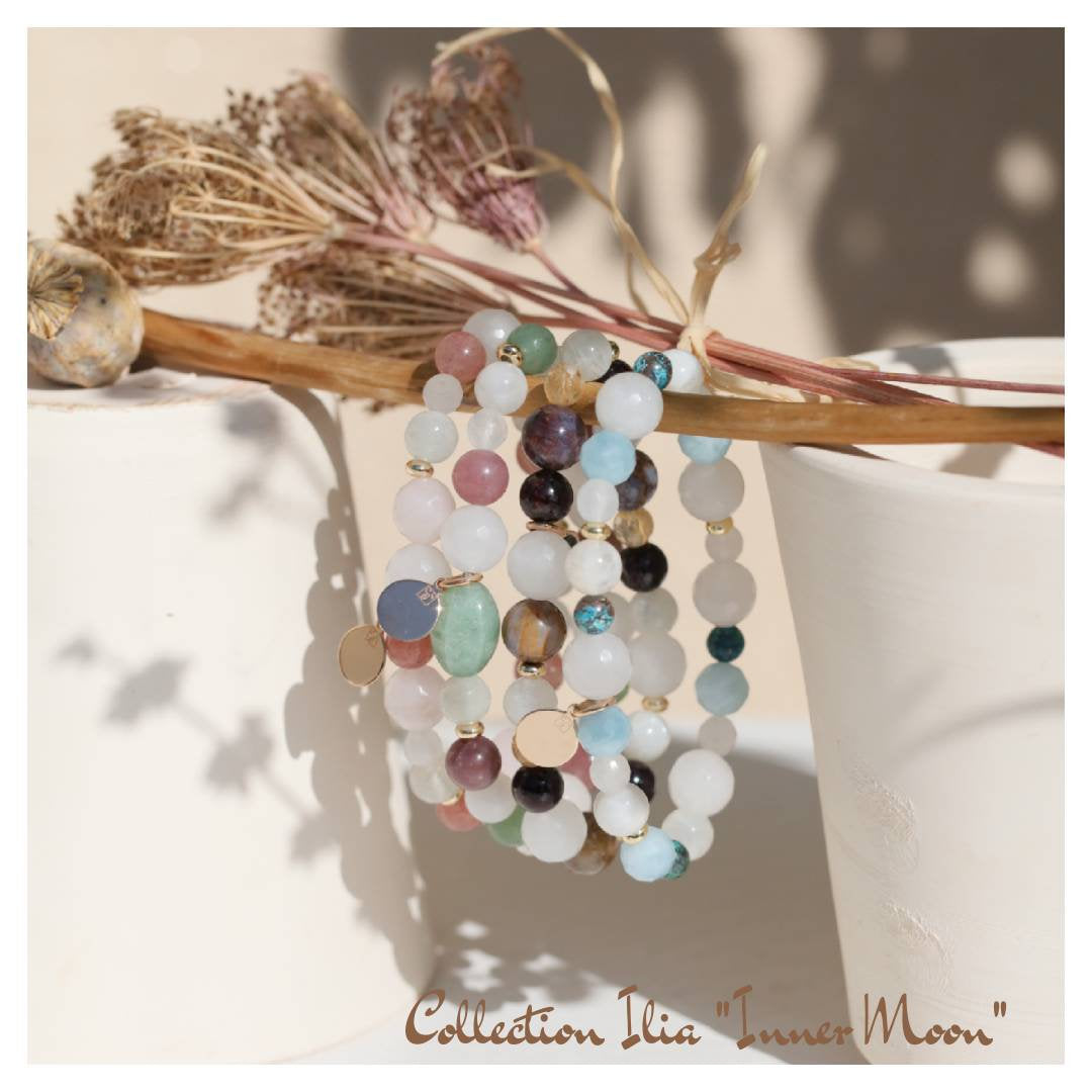 bracelet cycle feminin - Ilia Renon & DeepStones