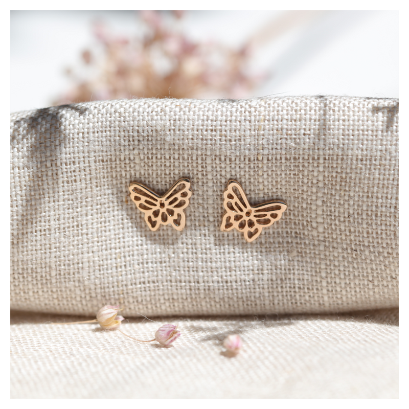 boucles d'oreilles puces papillon plaque or